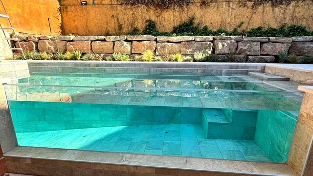 Piscina de obra 12