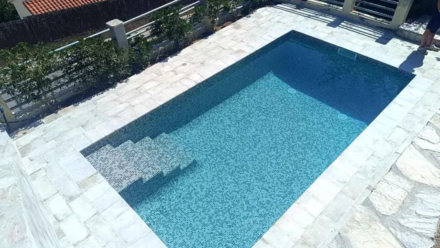 Piscina de obra 7