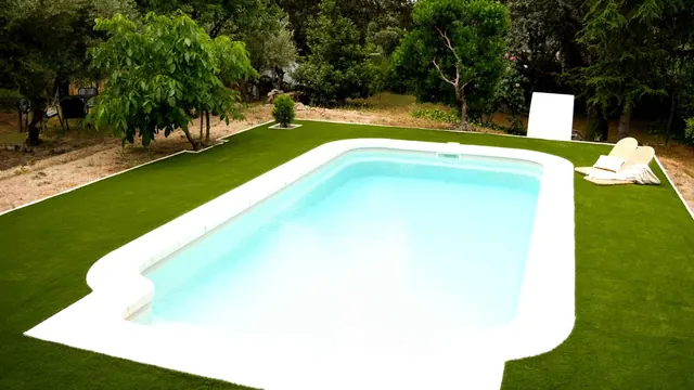 Piscina prefabricada 13