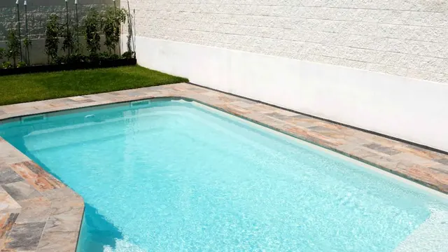 Piscina prefabricada 24