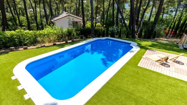 Piscina prefabricada 9